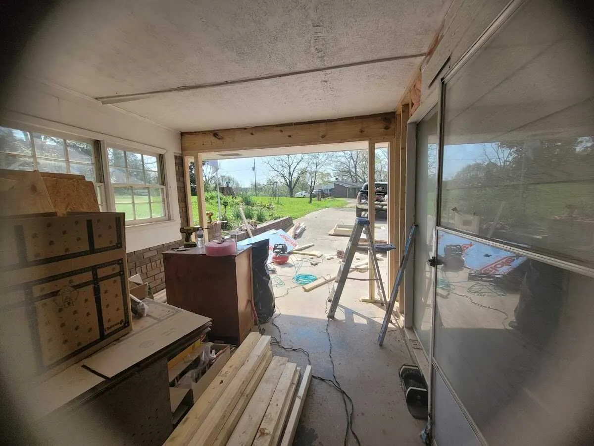 Air movers and dehumidifier for Drying & Dehumidification in Susanville